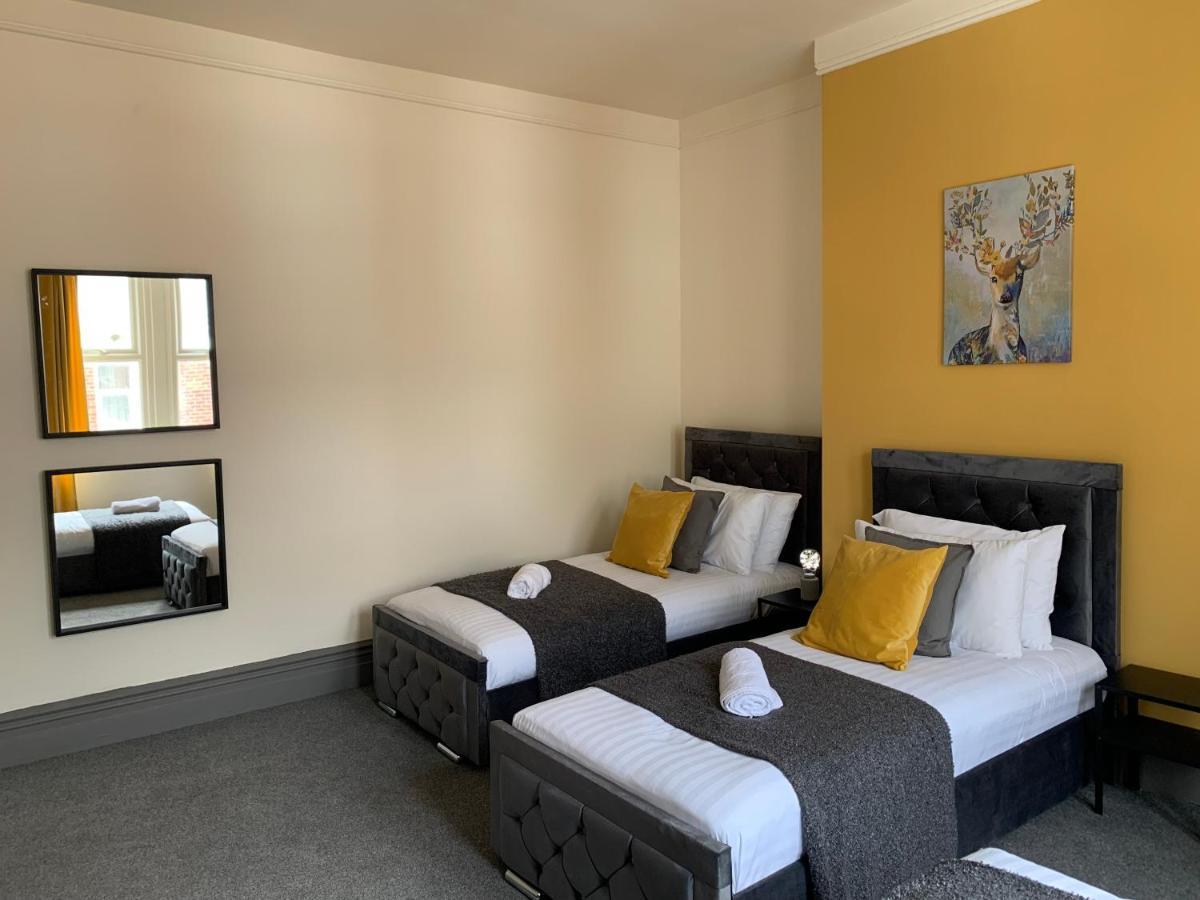 גטשהד Balfour3-3 Bdrm 5 Beds Contractor Digs Spacious מראה חיצוני תמונה